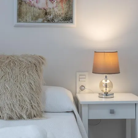 Apartment Arabial Deluxe Ii